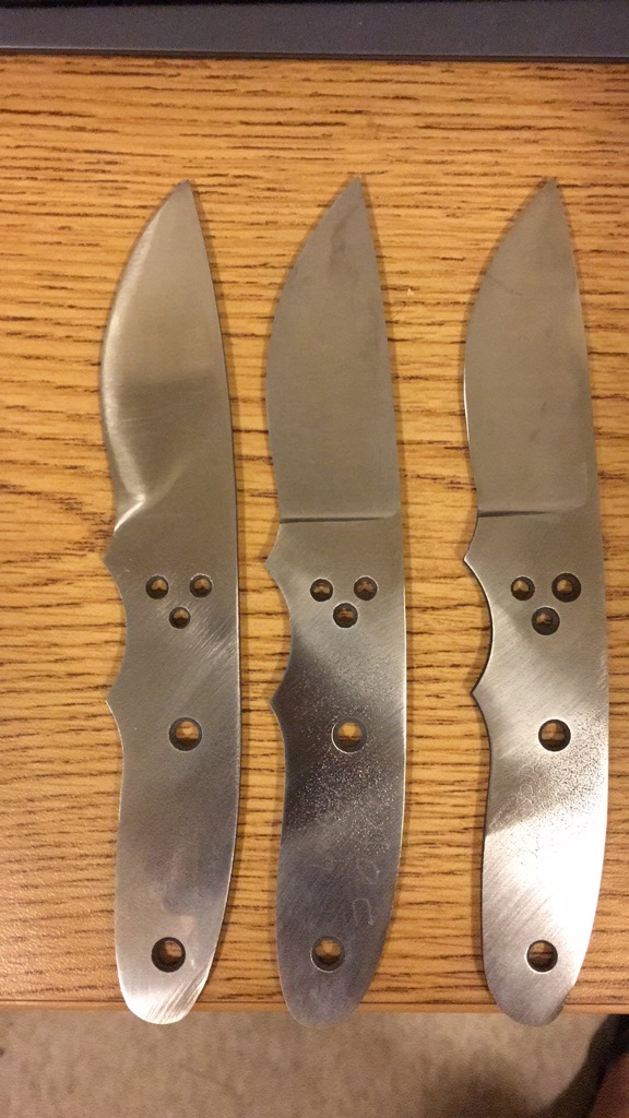 粗磨的三个刀坯